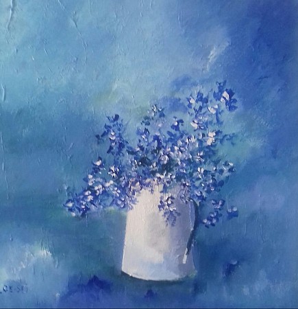 Kan met vergeet me nietjes painted by Loes Loe-sei Beks